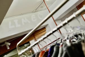 古着屋DoLuKEの系列店「LIMBO」がオープン　性別やジャンル、新古関係なく“どっちつかずにこだわる”店作り