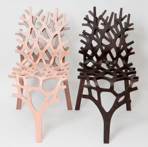 隈研吾デザイン「カシミアのように体を包む椅子」、仏ルシアン ペラフィネとコラボ