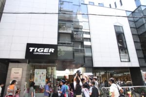低価格雑貨「タイガー」日本1号店に大行列 大阪アメ村にオープン 